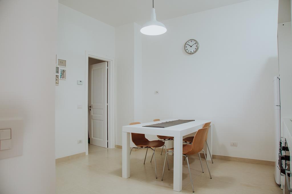 New Suite Lecce Bagian luar foto